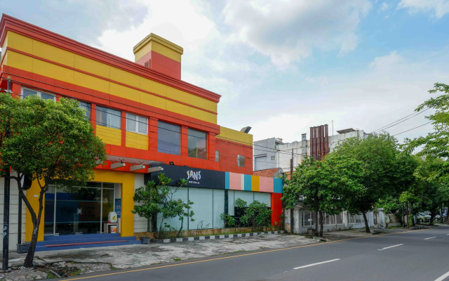 Sans Hotel International Surabaya