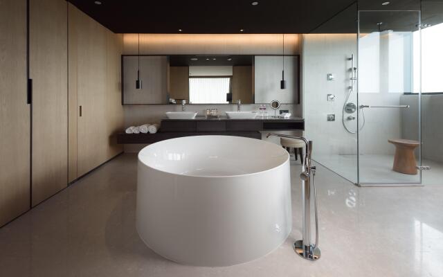 Crowne Plaza Tainan by IHG