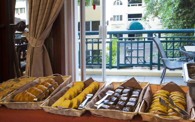 Apartotel & Suites Villas del Rio