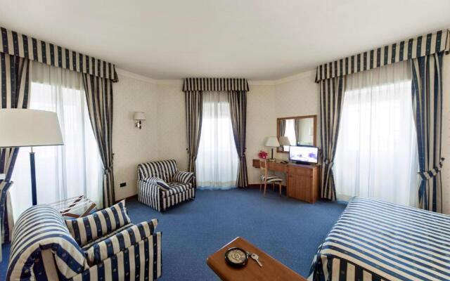 Hotel de Paris