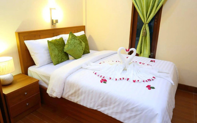 OYO 690 Bann Supansa Resort