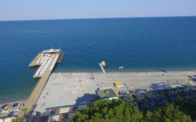 Rios Beach Hotel