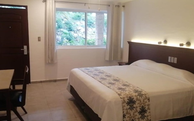 Hotel Puerta Chichen