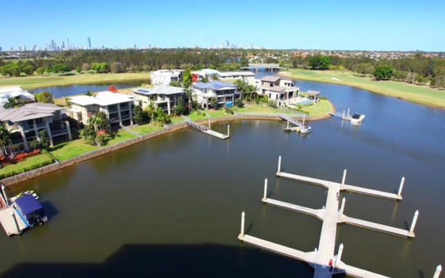 Signature Waterfront Apartments