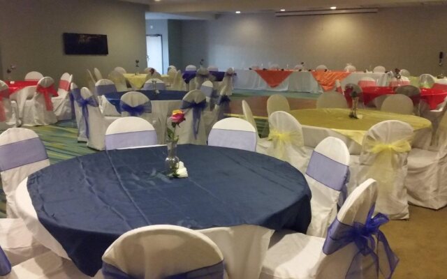 Holiday Inn North Phoenix