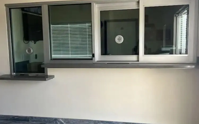 Elite Inn & Suites