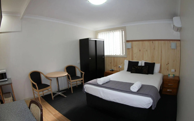 Sleepy Hill Motor Inn