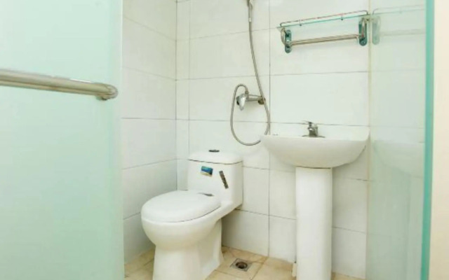 Lihai Business Hotel