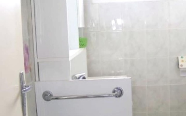 Studio in Valras-plage, With Wonderful City View and Furnished Garden