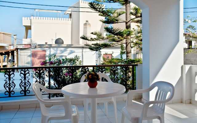 Captain Michalis Apartments