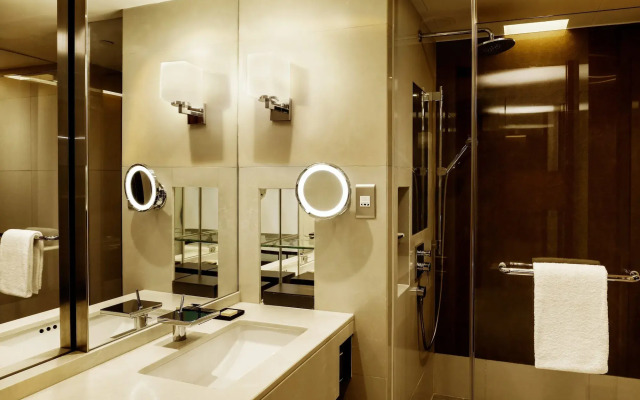 Hyatt Regency Hong Kong, Tsim Sha Tsui