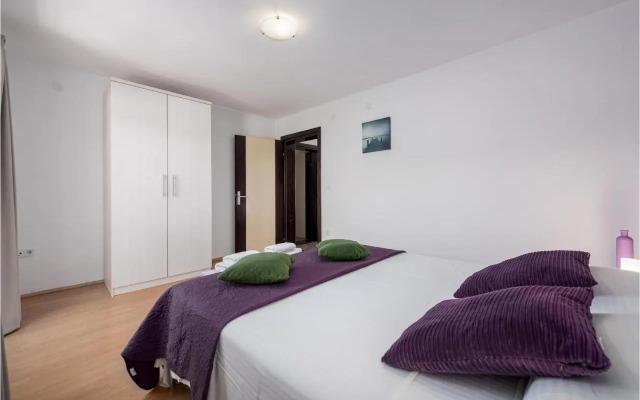 Holiday home Perci 13