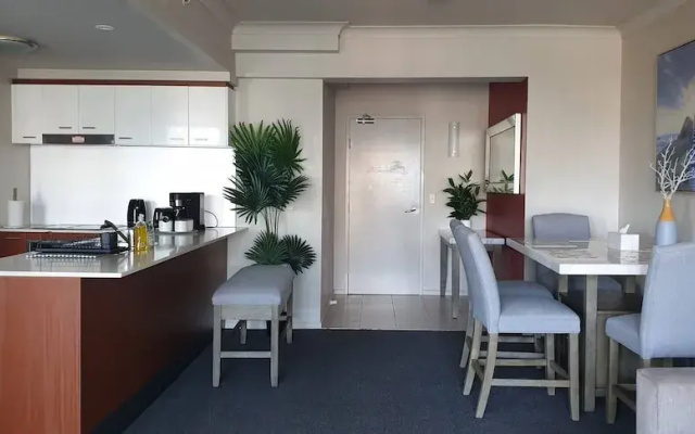 Chevron Tower3 has 2bedrooms 2beds With Car Park