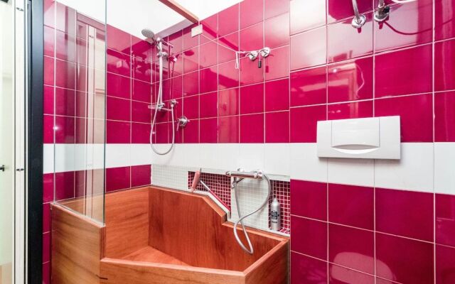 SESTRI MARE 5 AR122 (3 guests)