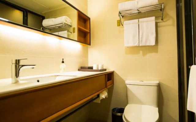 All Seasons Hotel Bayi Square