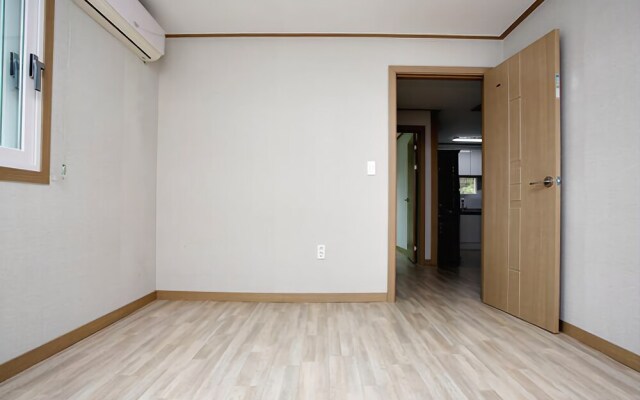 Montsanpo Beach Pension