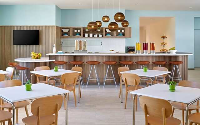 Element Charlotte Uptown