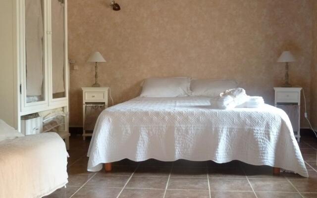 La Closerie des Arts - Piscine et Spa