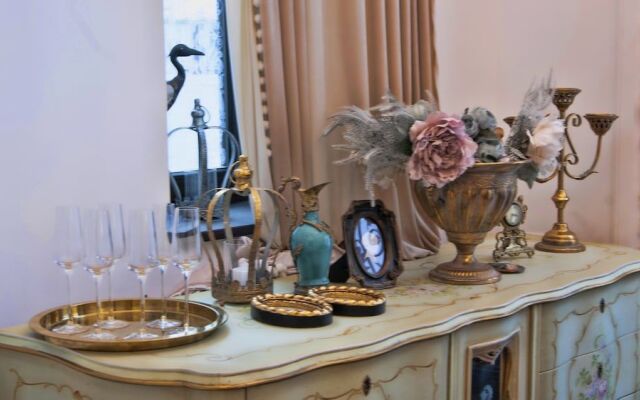 Conacul Coroanei Luxury Boutique Hotel