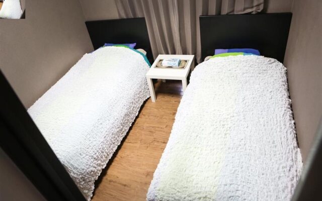 Hikari House - Hostel
