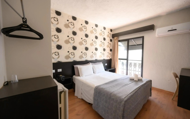 Hotel Colonial