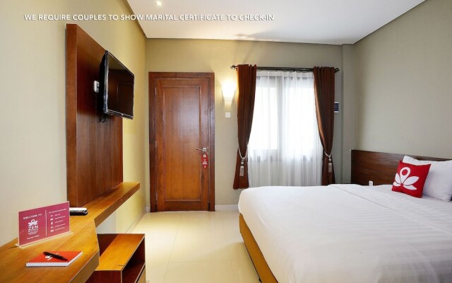 ZEN Rooms Adilla Syariah Ambarukmo