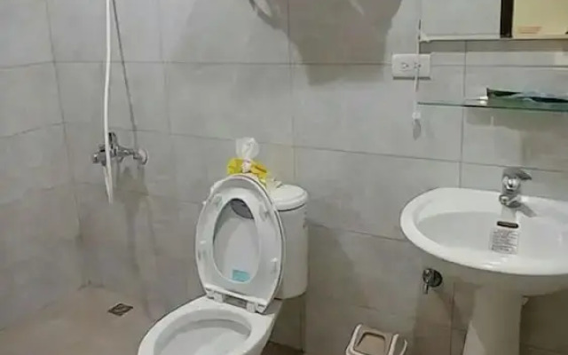 Yuanshan Dahu Homestay