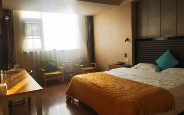 Junfeng Elegant Hotel (Shenqiu North Railway Station)