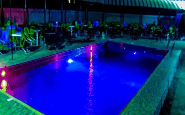 Greatwood Hotel