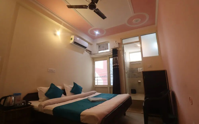 Triple One Hostels And Hotels