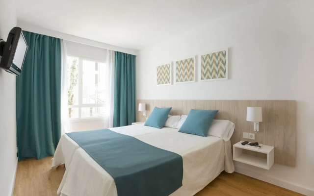 Cabot Hobby Club Apartments