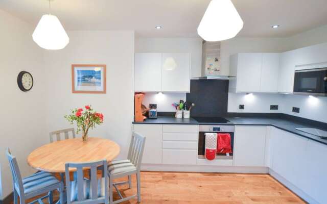 Bright One Bedroom Clifton City Pad