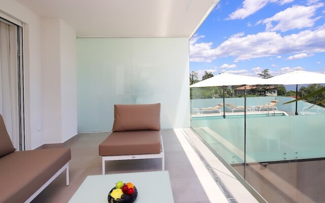 Designed Apartment with Swimming Pool