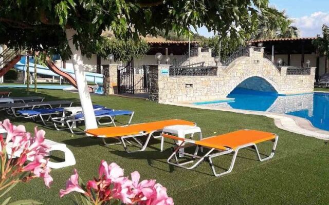 Zeus Traditional House