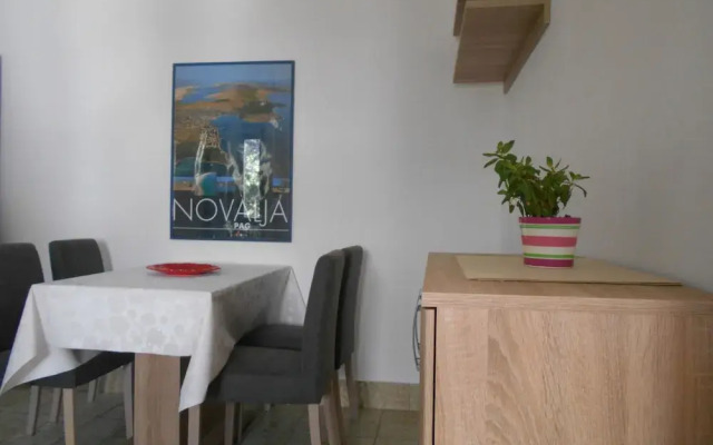 Apartment Near Novalja Center
