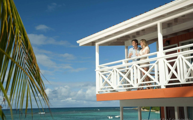 Pineapple Beach Club Antigua