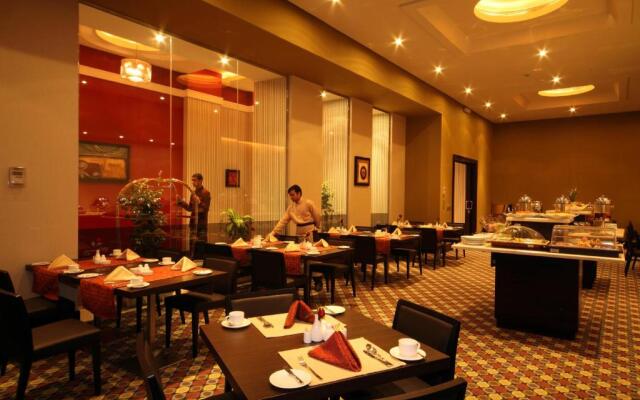 Sunday Business Avenue Formerly Rand Hotel