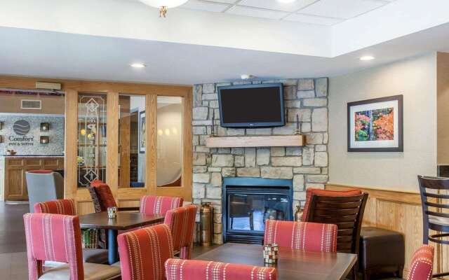 Comfort Inn & Suites Sturbridge - Brimfield