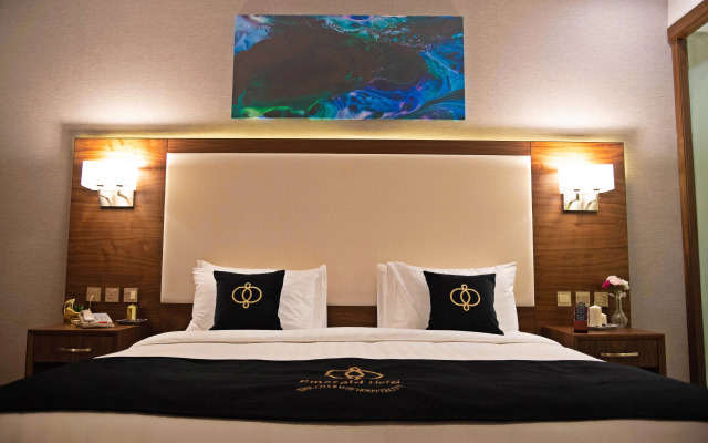 Emerald Hotel
