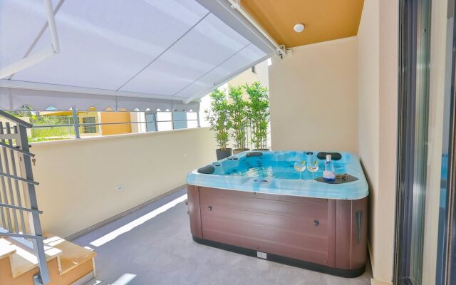 Split Luxury Collection