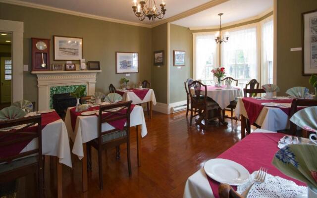 Cooper's Inn
