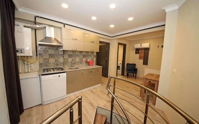 Taksim Corner Suite