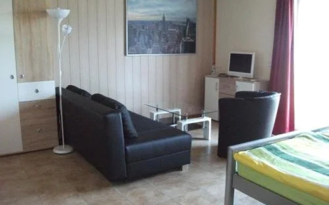 Gï¿½stezimmer Im Reich Der Gï¿½tter