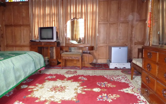 De Laila Houseboats Srinagar