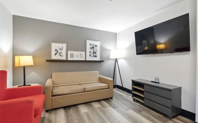 Country Inn & Suites by Radisson, Merrillville, IN