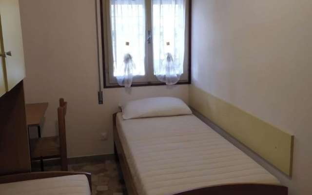 Bright Villa With Private Garden - Beahost Rentals