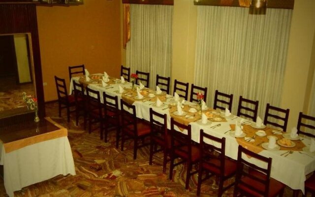 Hotel Atahualpa