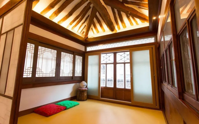 Hanok 1957