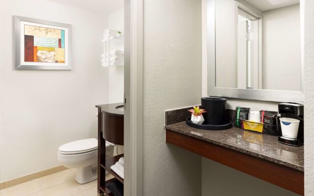 Hampton Inn Naples Central