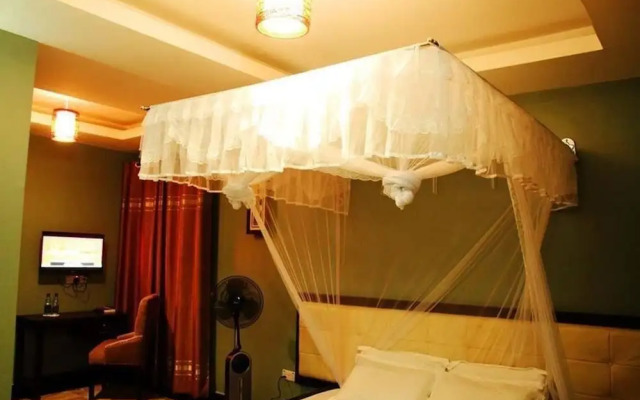 The Mansion Hotel